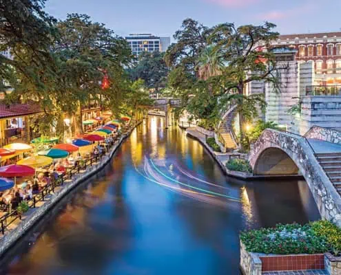 Private dance lessons in San Antonio style traveler 1soc 495x400 - Private dance lessons in San Antonio