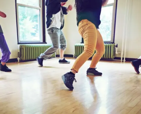 Our private Shuffle dance lessons 1 495x400 - Our private Shuffle dance lessons